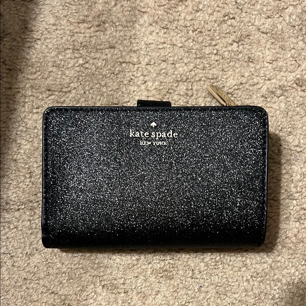 Kenzie boxed glitter medium compact wallet